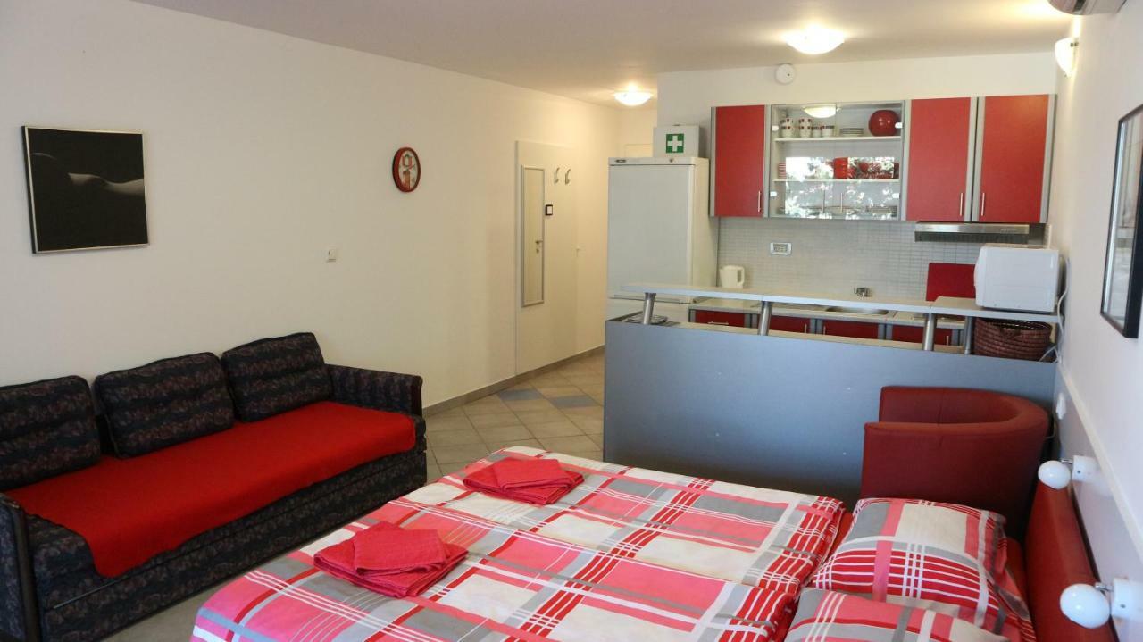 Apartment Fleger Krcka Punat Esterno foto